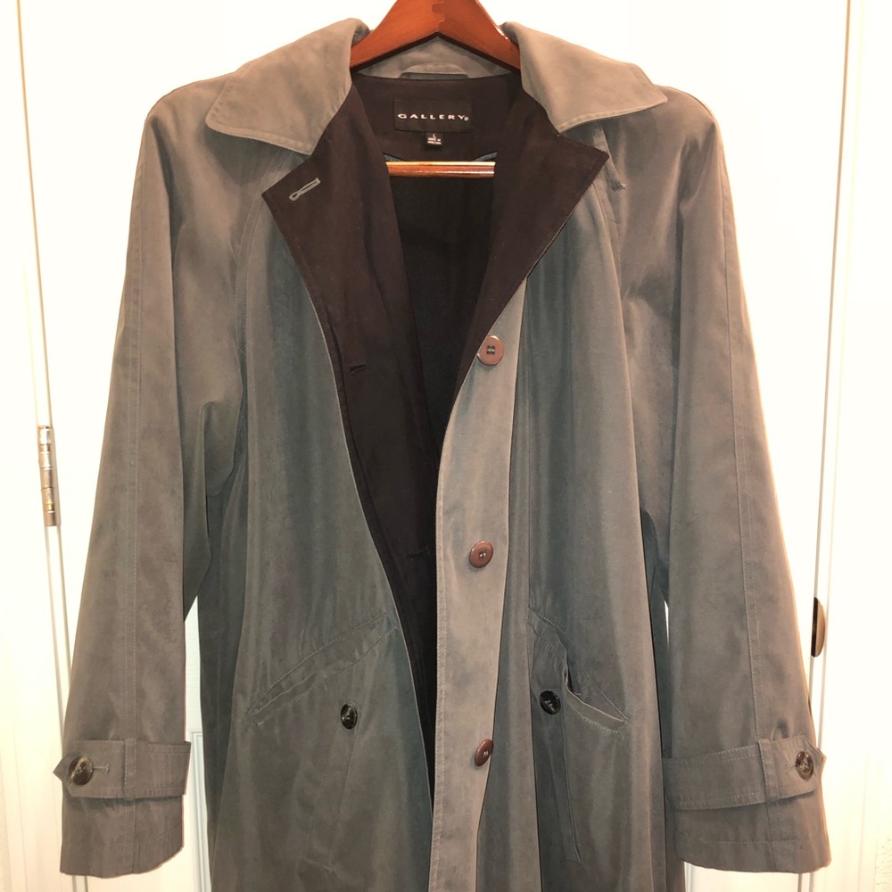 Gallery Hooded Lightweight Raincoat